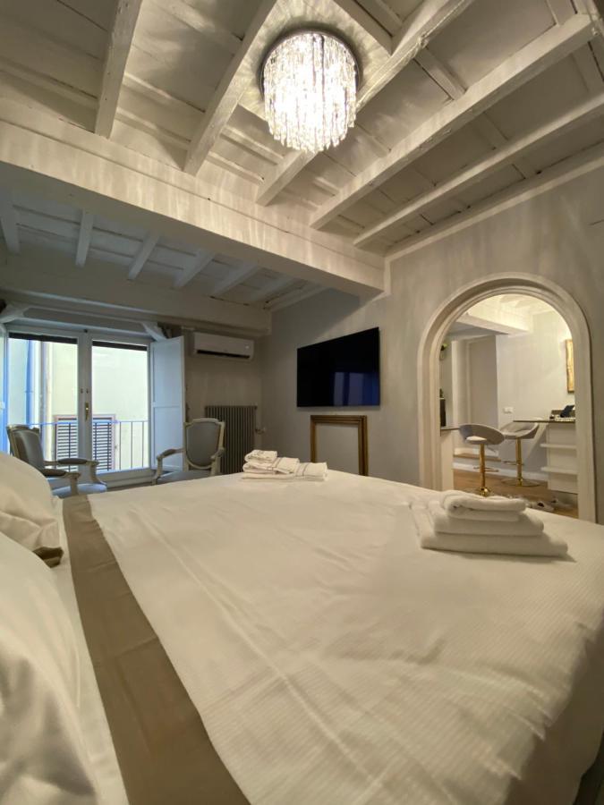 Peruzzi Royal Suite Флоренция Экстерьер фото